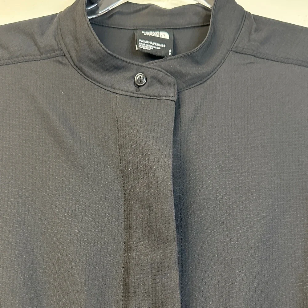 The North Face Explore City Long Sleeve Black Shirt Women's Size S